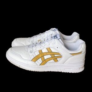Asics Ex89White and Gold Athletic Shoes Men’s size 10.5 EUC